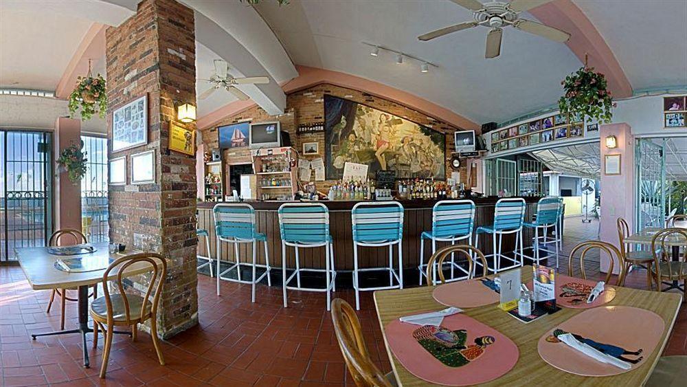Colony Cove Beach Resort Christiansted Esterno foto